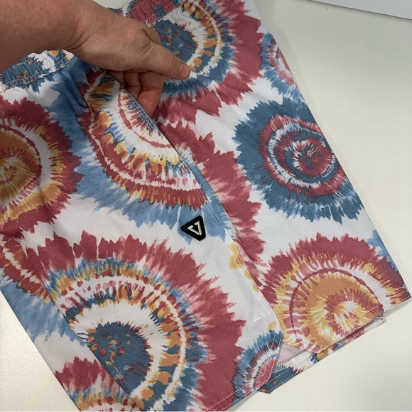 VISSLA Board swim surf Shorts Quick Dry Logo Colorfull Drawstring Pocket… - Picture 12 of 13